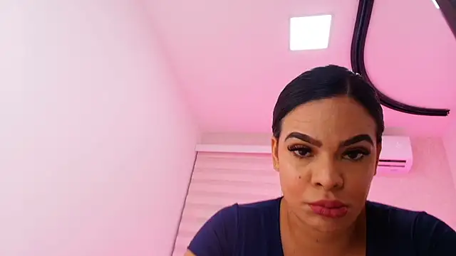 emma madi online show from November 2025 11:53:01 AM