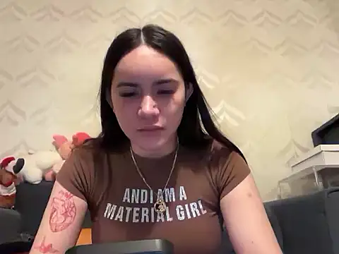 Yhanbeaufort18 online show from October 2025 04:06:02 PM