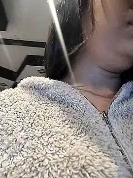 SamaraAnders  online show from February 2026 05:01:01 AM