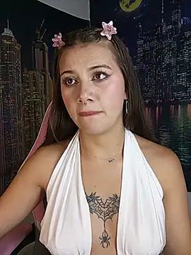 Snapshot of CharlotteSex_ chatting on June 2026 08:25:02 AM CharlotteSex online show from June 2026 08:25:02 AM