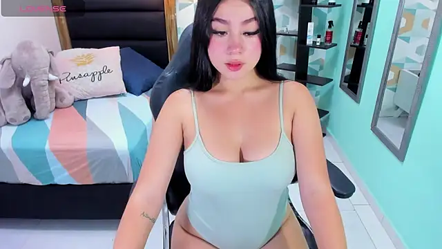 ROSIE MOSS online show from November 2025 07:24:01 PM