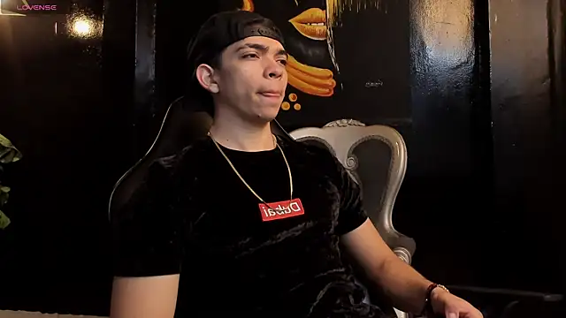 Eryonbradley online show from November 2025 11:21:02 AM