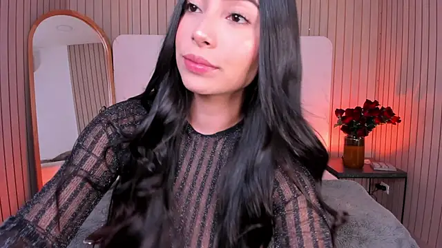 Snapshot of EmelyParker chatting on November 2025 12:10:02 AM EmelyParker online show from November 2025 12:10:02 AM