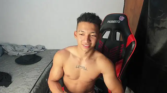 JuanchiT66 online show from February 2026 02:01:02 AM