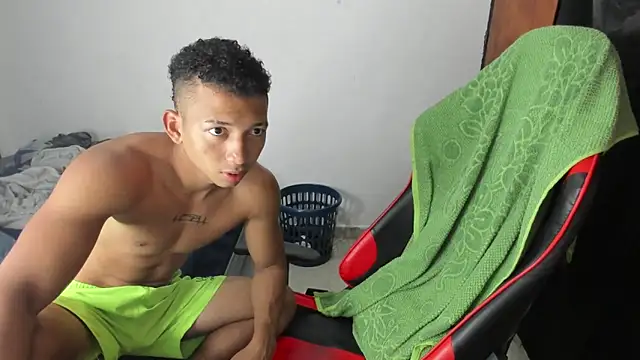 JuanchiT66 online show from March 2026 10:36:05 PM