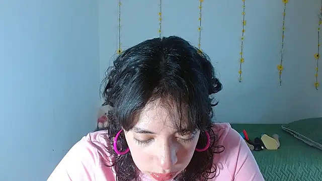 Snapshot of sajecrismaa chatting on January 2026 04:21:02 PM sajecrismaa online show from January 2026 04:21:02 PM