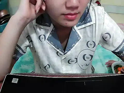 Linda-24 online show from March 2026 12:21:02 PM