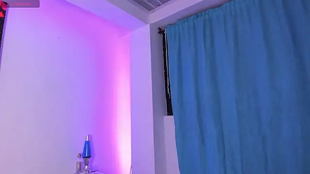 MiaVillalobos online show from February 2026 02:53:01 AM