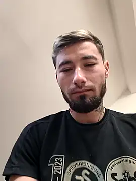 Negrila25 online show from January 2026 11:58:02 AM