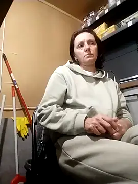 KimmyAghora online show from September 2025 11:55:02 AM