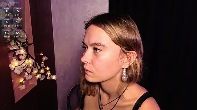 Snapshot of DemonaCast chatting on October 2025 05:11:01 PM DemonaCast online show from October 2025 05:11:01 PM