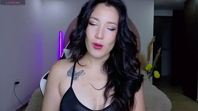 Eliih 01 online show from April 2026 03:12:02 AM