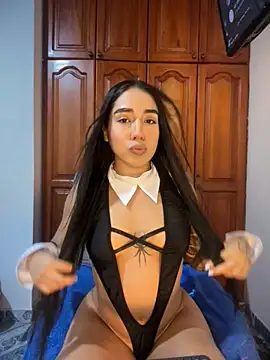 KaditaNavarro online show from April 2026 09:40:02 PM