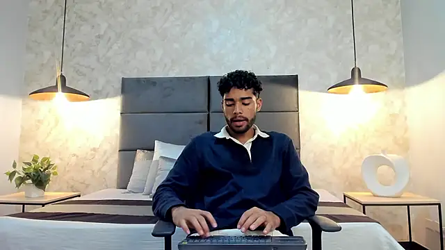 RaphaelDufort online show from September 2025 12:03:02 AM