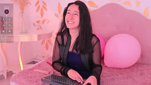 Ginevra esposito online show from February 2026 01:04:01 PM