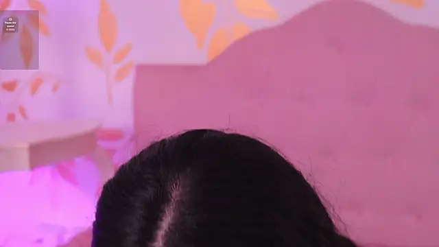 Ginevra esposito online show from February 2026 12:45:02 PM