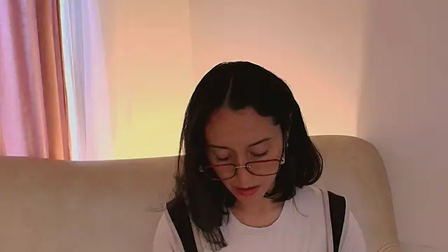 Snapshot of Ginevra_esposito chatting on May 2026 12:57:02 PM Ginevra esposito online show from May 2026 12:57:02 PM