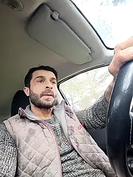 Snapshot of alex10alexx chatting on April 2026 01:31:01 PM alex10alexx online show from April 2026 01:31:01 PM