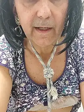 Emily de Carla online show from October 2025 03:12:01 PM