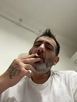 Snapshot of Skizzo6980 chatting on February 2026 08:53:02 PM Skizzo6980 online show from February 2026 08:53:02 PM