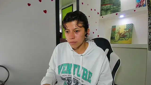 Snapshot of Raven_Rouge_ chatting on May 2026 11:50:02 AM Raven Rouge online show from May 2026 11:50:02 AM