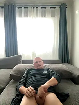 Attila120 online show from November 2025 09:42:01 AM