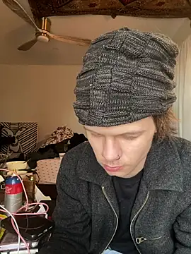 XanderOzzz online show from February 2026 01:50:02 PM