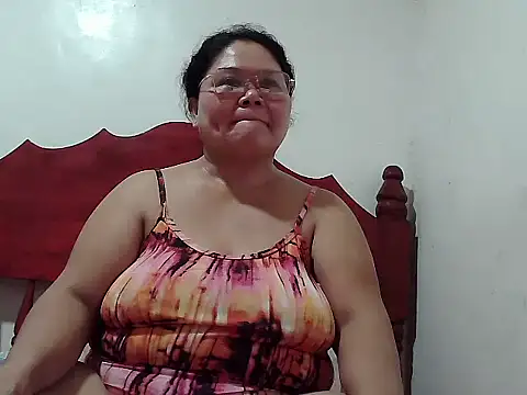 Snapshot of Mari_fvcks chatting on March 2026 09:45:02 AM Mari fvcks online show from March 2026 09:45:02 AM