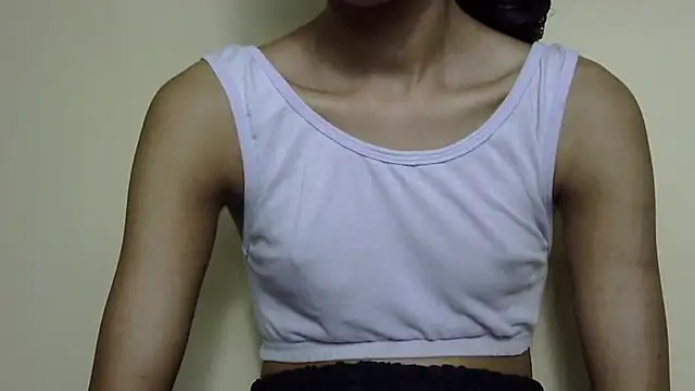 smallcuute online show from February 2026 02:53:01 AM