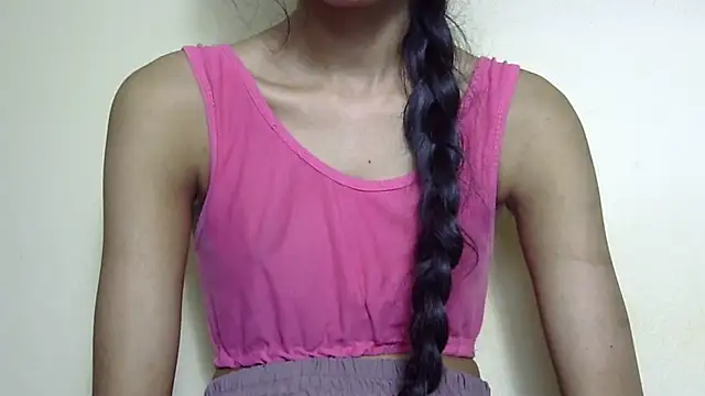 smallcuute online show from February 2026 07:59:02 AM