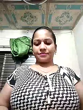 Snapshot of Payel_50 chatting on July 2026 06:45:02 PM Payel 50 online show from July 2026 06:45:02 PM