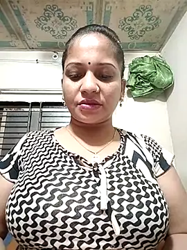 Snapshot of Payel_50 chatting on July 2026 04:23:02 PM Payel 50 online show from July 2026 04:23:02 PM