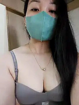 Laurie369 online show from May 2026 01:25:02 AM
