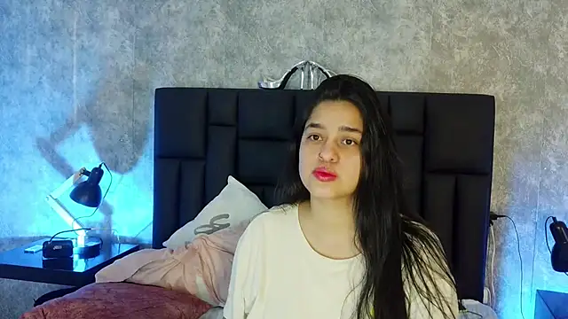 Snapshot of crystaldarliing chatting on May 2026 07:00:02 PM crystaldarliing online show from May 2026 07:00:02 PM