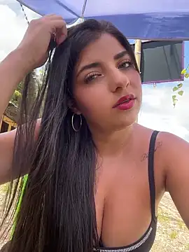 Snapshot of Isaa-Sweet chatting on April 2026 04:02:02 PM Isaa-Sweet online show from April 2026 04:02:02 PM