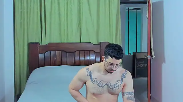 Hunter Hoott online show from January 2026 11:52:01 PM