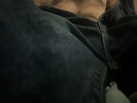 Snapshot of SmokeyKnight chatting on February 2026 06:39:02 AM SmokeyKnight online show from February 2026 06:39:02 AM