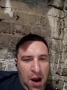 Snapshot of Ivandovxxxl_1010 chatting on November 2025 01:44:01 AM Ivandovxxxl 1010 online show from November 2025 01:44:01 AM