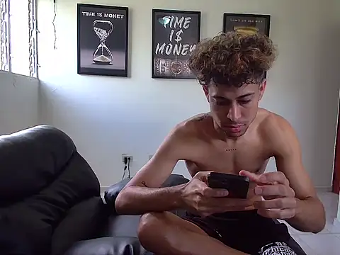 Dollarhot30 online show from March 2026 02:31:02 PM