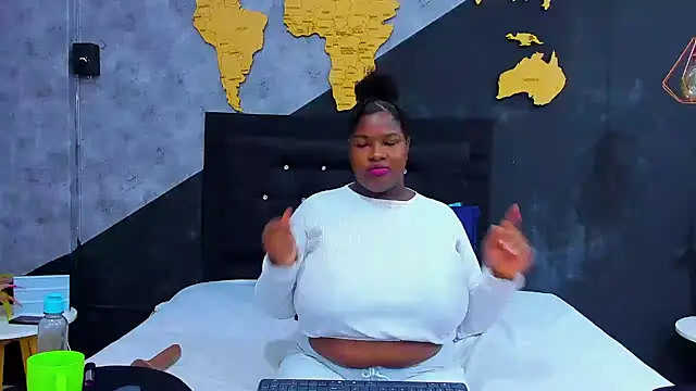 Maiam  Rossi online show from October 2025 01:30:01 PM