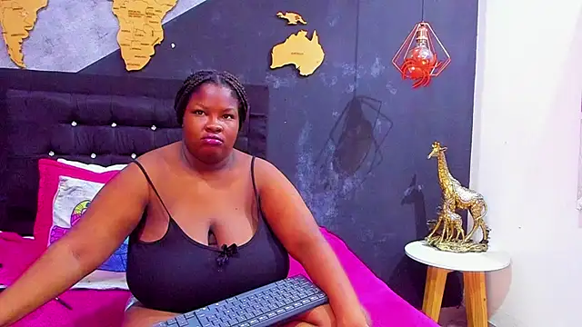 Maiam  Rossi online show from November 2025 11:53:01 AM