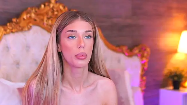 EllieRedd online show from October 2025 09:55:01 AM