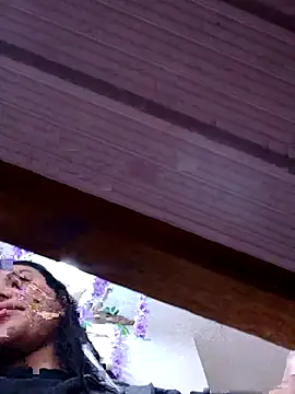 burbuja02 online show from November 2025 02:30:02 PM