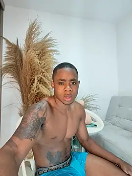 liambolt online show from November 2025 09:26:01 PM