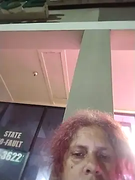 Snapshot of Shymama269 chatting on April 2026 04:43:02 AM Shymama269 online show from April 2026 04:43:02 AM