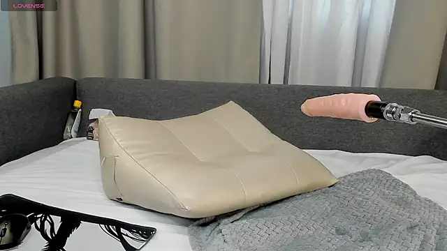 YourloveKetrin online show from March 2026 08:26:33 AM