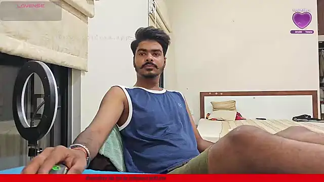 mrbuddy85 online show from October 2025 05:25:02 PM