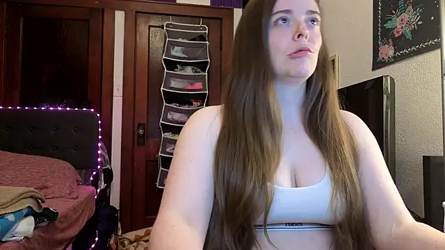 Snapshot of BrandyMyst chatting on June 2026 02:36:01 AM BrandyMyst online show from June 2026 02:36:01 AM