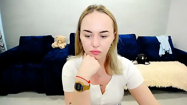 LiluMoon   online show from May 2026 06:19:02 AM