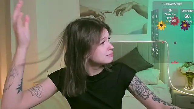 Lisa Blossom online show from October 2025 06:02:02 AM